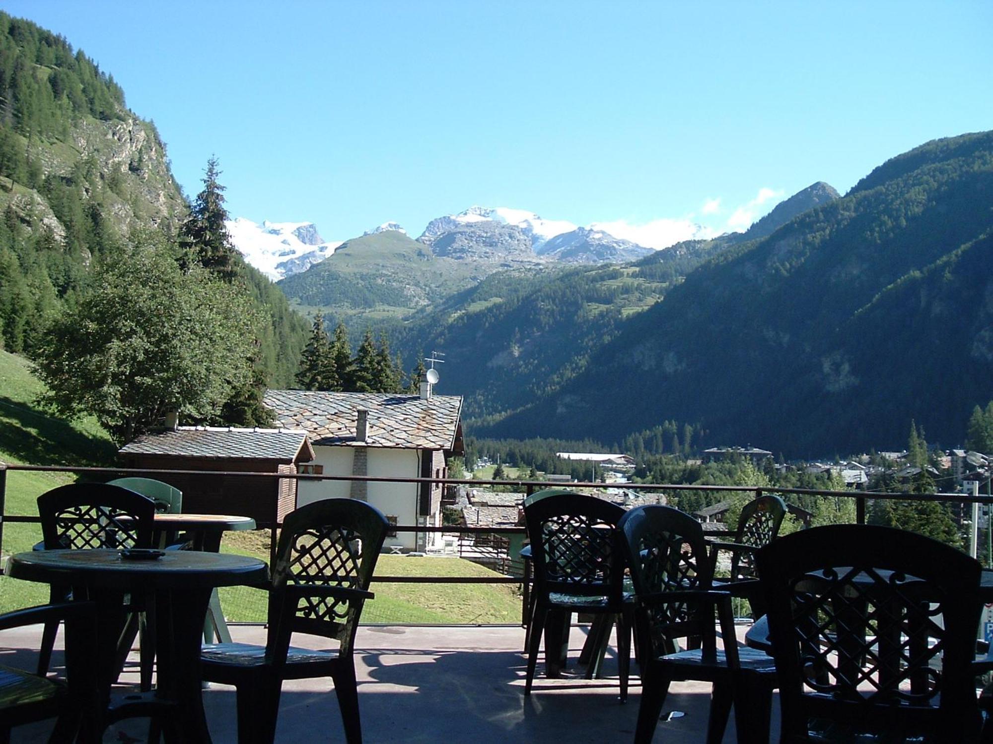 Le Vieux Rascard Chambres D'Hotes Champoluc Buitenkant foto