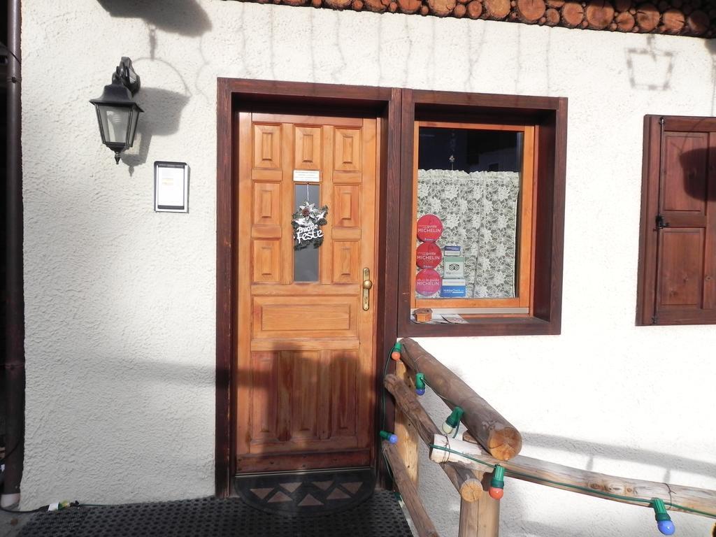Le Vieux Rascard Chambres D'Hotes Champoluc Buitenkant foto